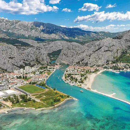 Gorgeous In With Sauna Jesenice (Split-Dalmatia)